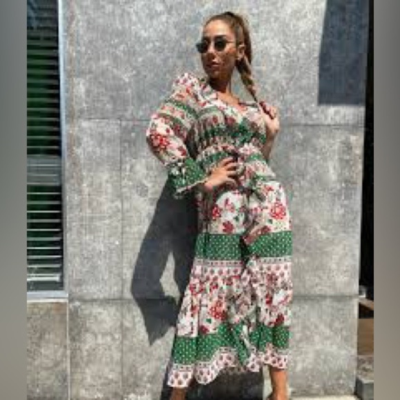 ZARA Ruffle Frills Floral Print Dress V-neck Midi Size S Green Blogger Favorite - Picture 6 of 16